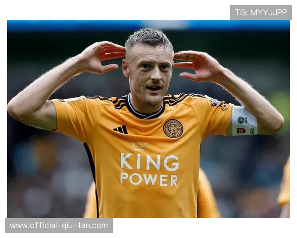 特写：37岁的瓦尔迪仍在奔跑，补时阶段进球帮助莱斯特城抢下一分